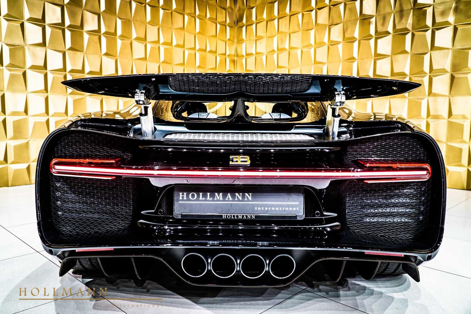 2019 Bugatti Chiron SPORT, 2/20