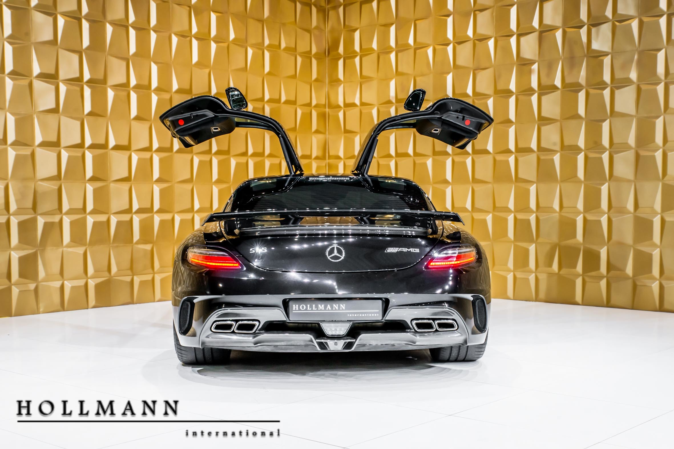 2013 Mercedes-AMG SLS Black Series, 4/20