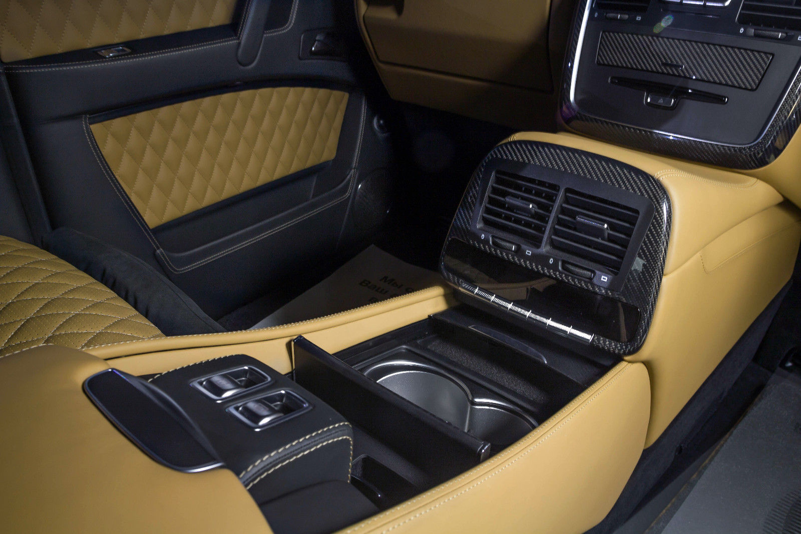 2018 Mercedes-Maybach G 650 Landaulet, 6/15
