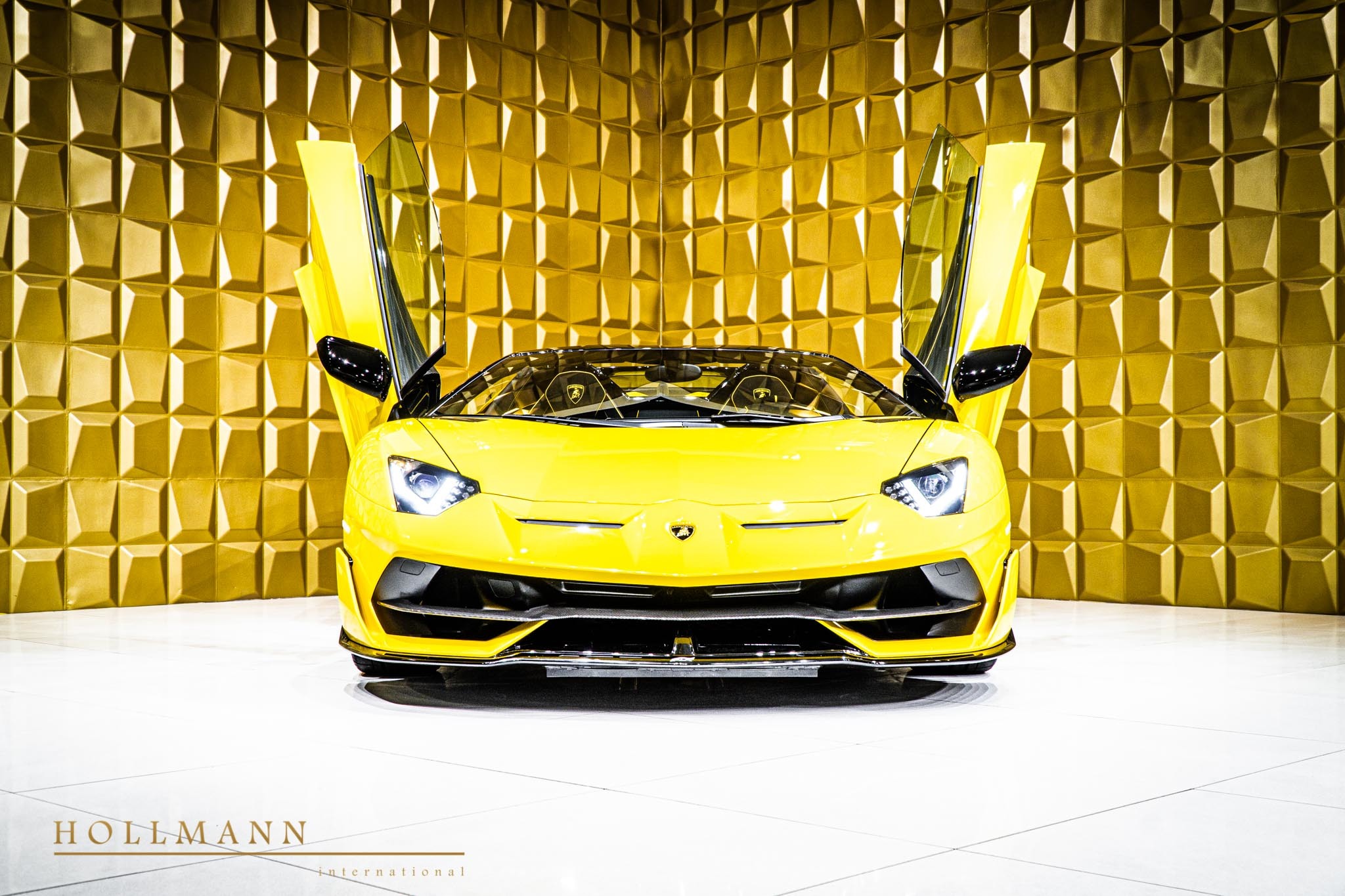 2020 Lamborghini Aventador SVJ Roadster, 6/22