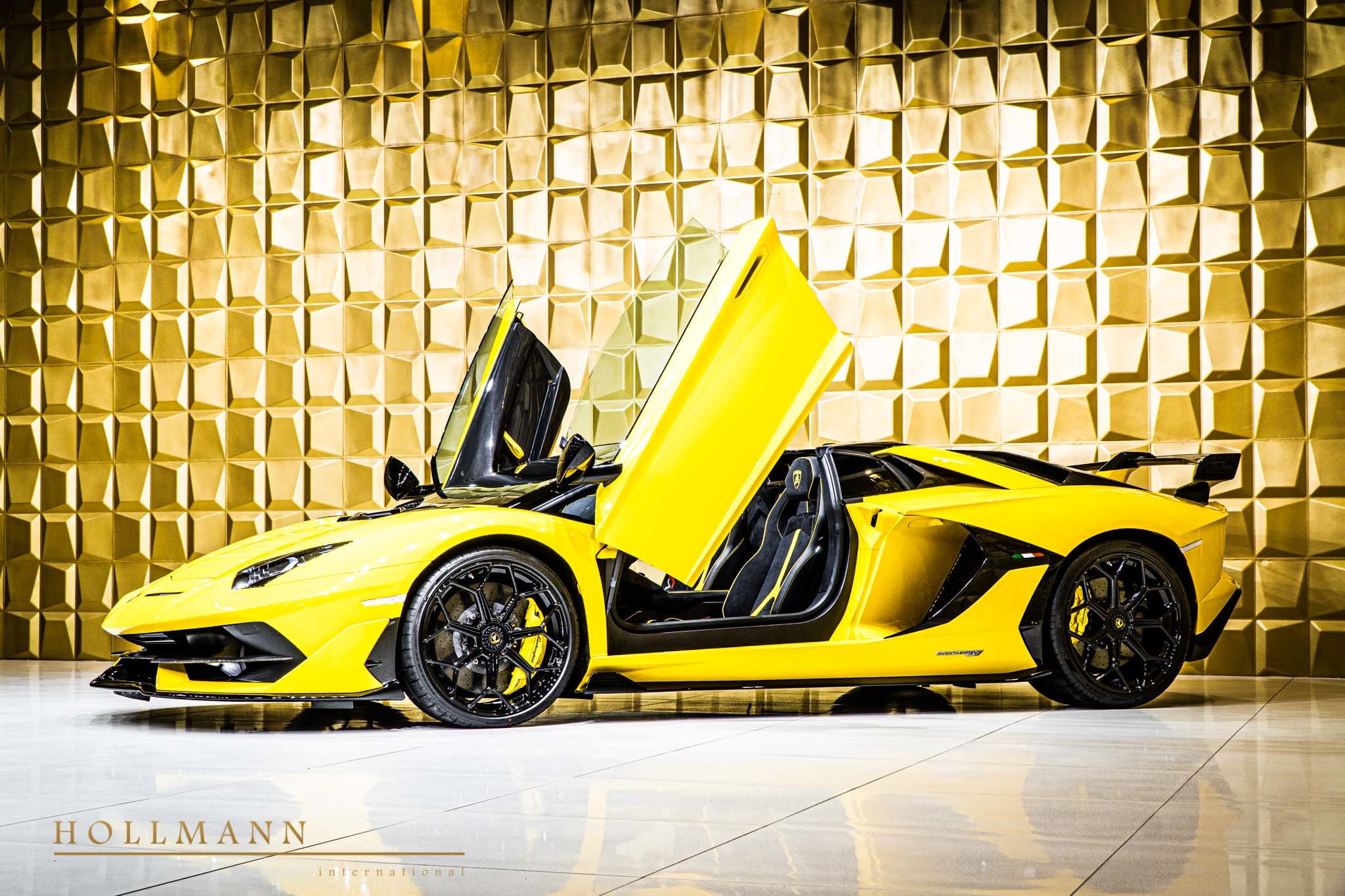 2020 Lamborghini Aventador SVJ Roadster, 20/22