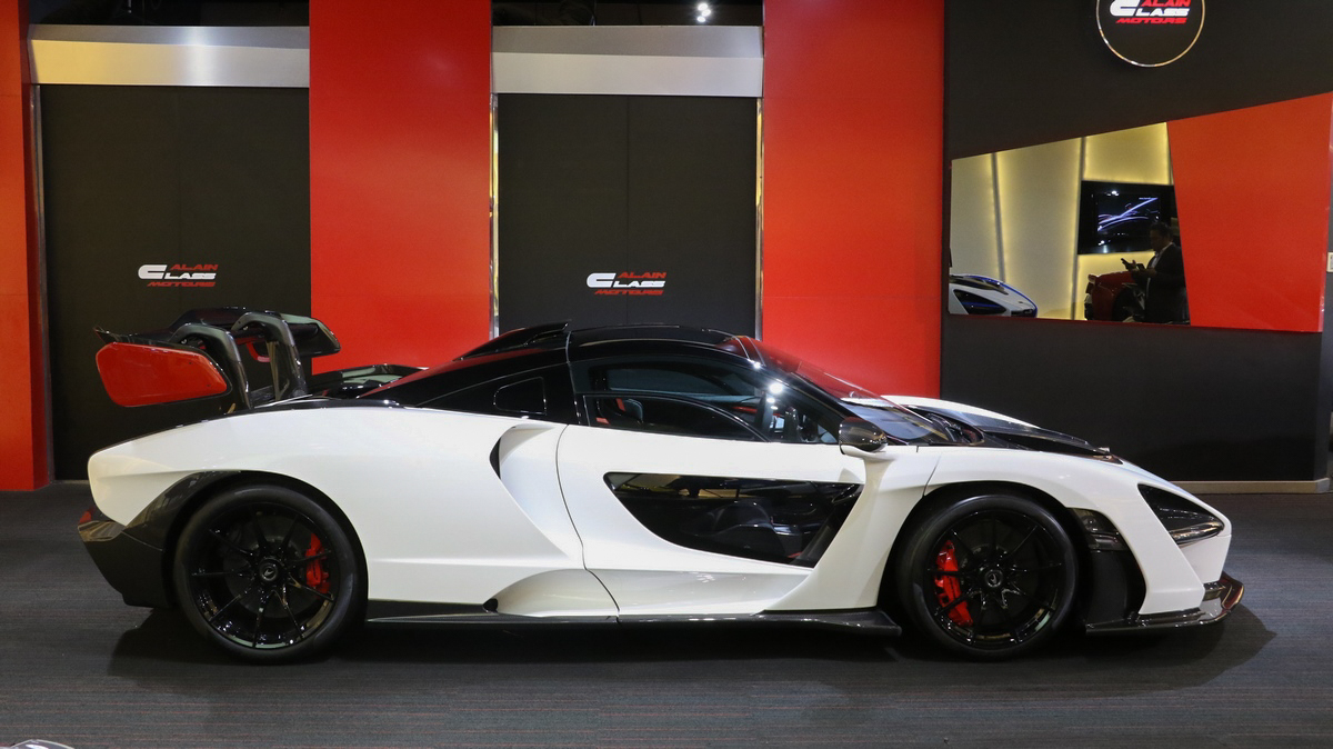 2019 McLaren Senna – 1 of 500, 15/20