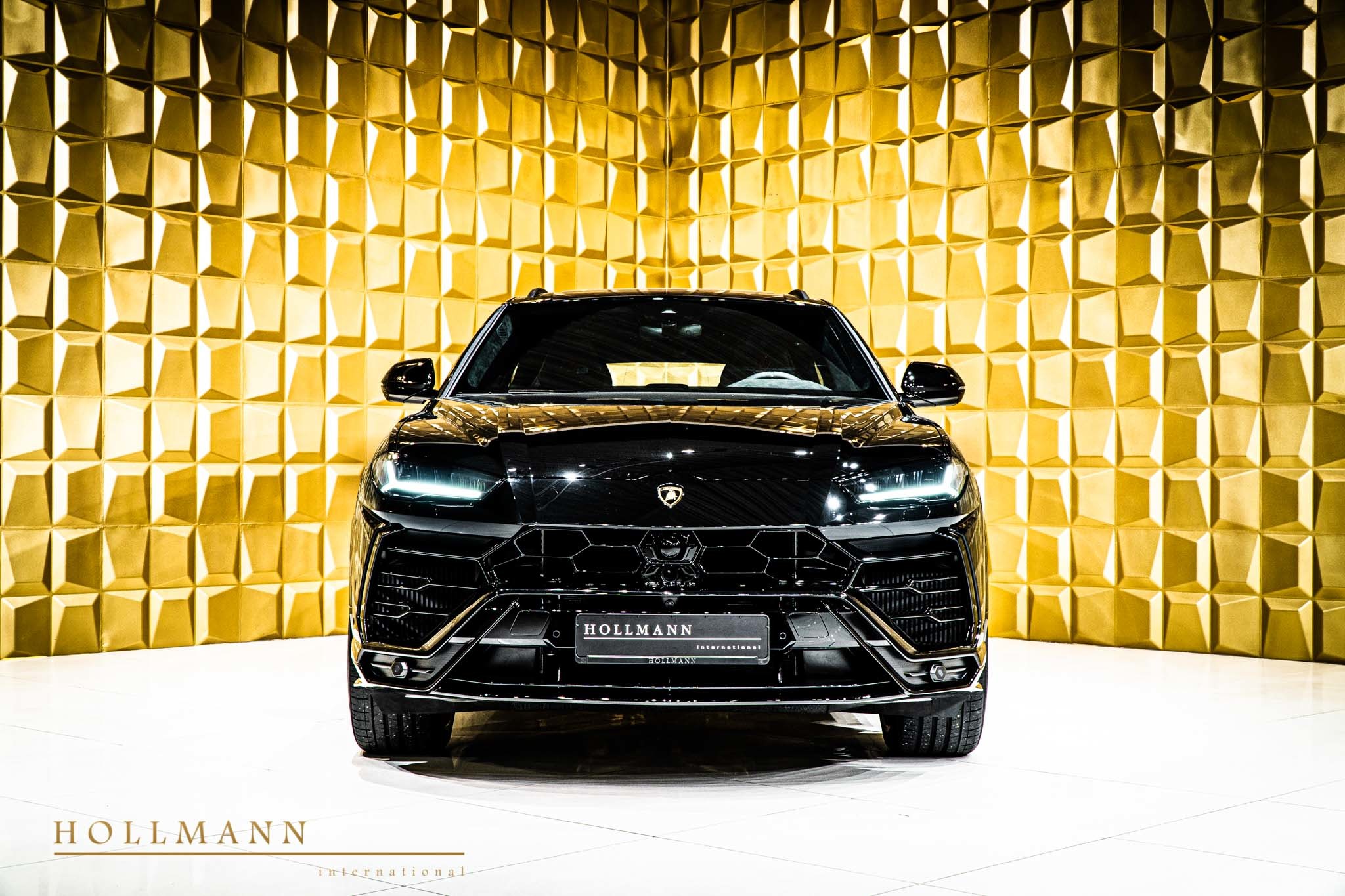 2020 Lamborghini Urus, 2/31