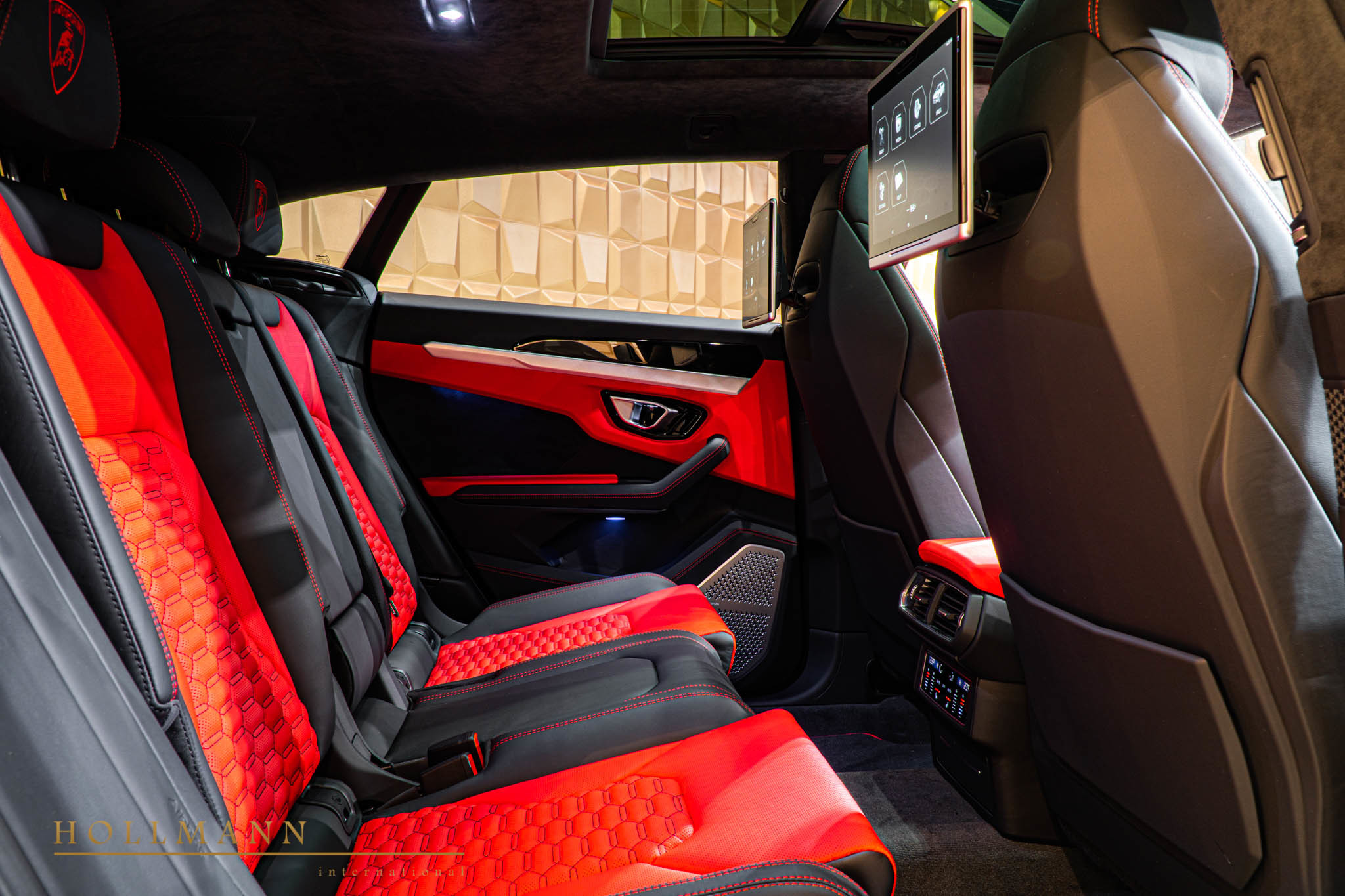 2020 Lamborghini Urus, 16/31