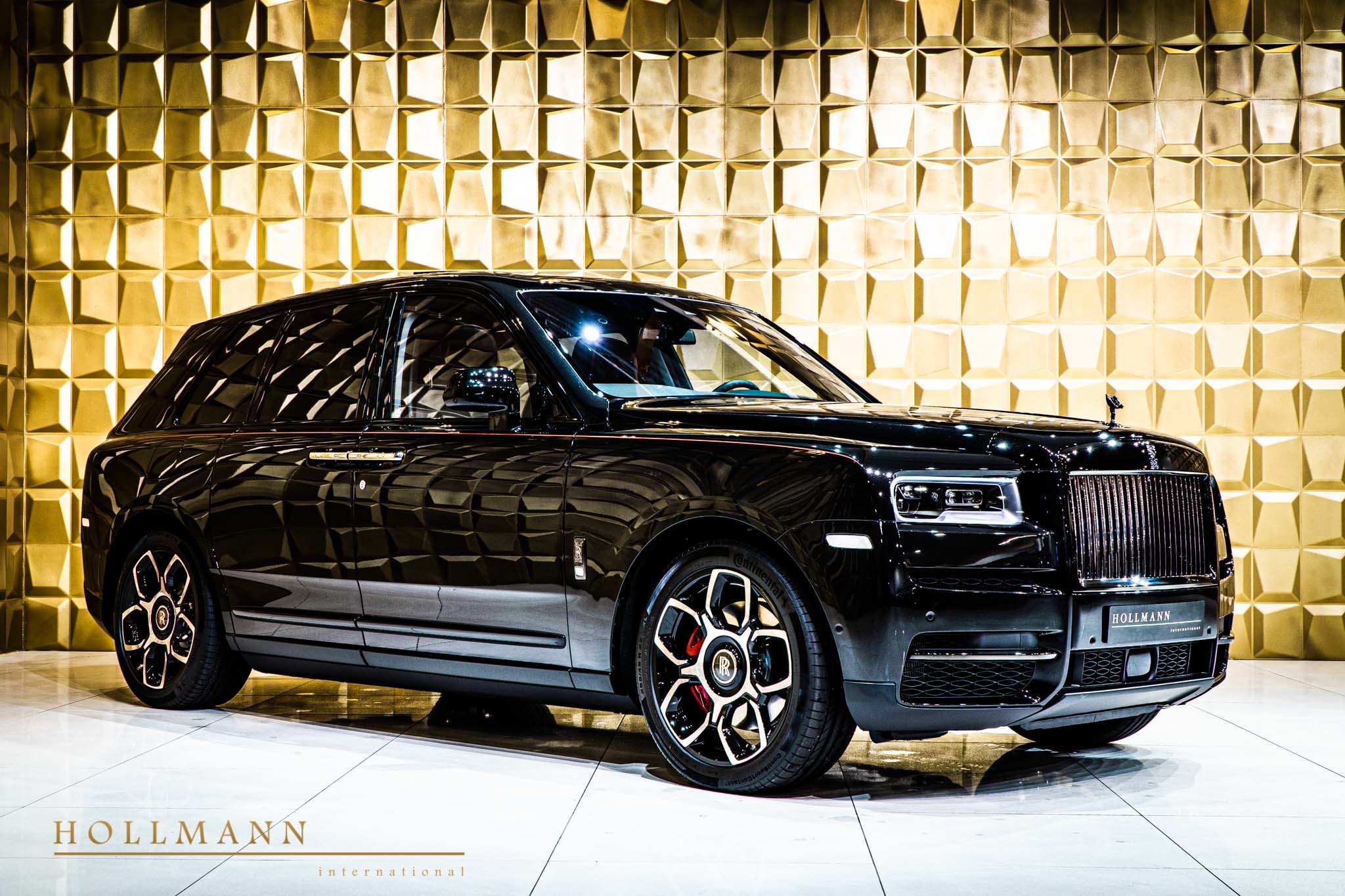 2020 Rolls-Royce Cullinan Black Badge, 8/20