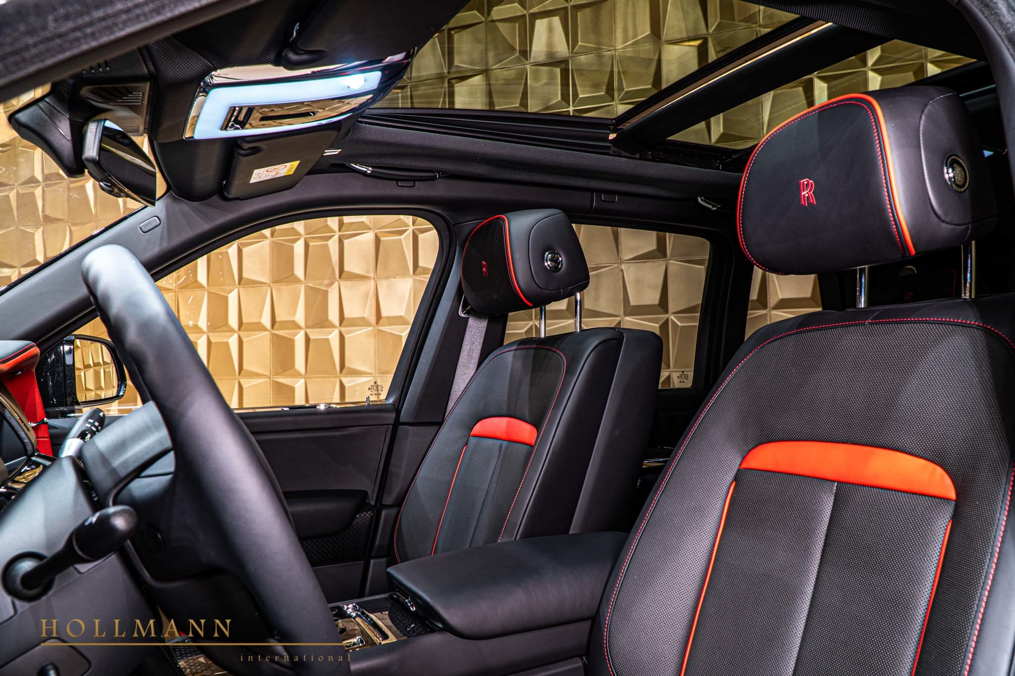 2020 Rolls-Royce Cullinan Black Badge, 16/20