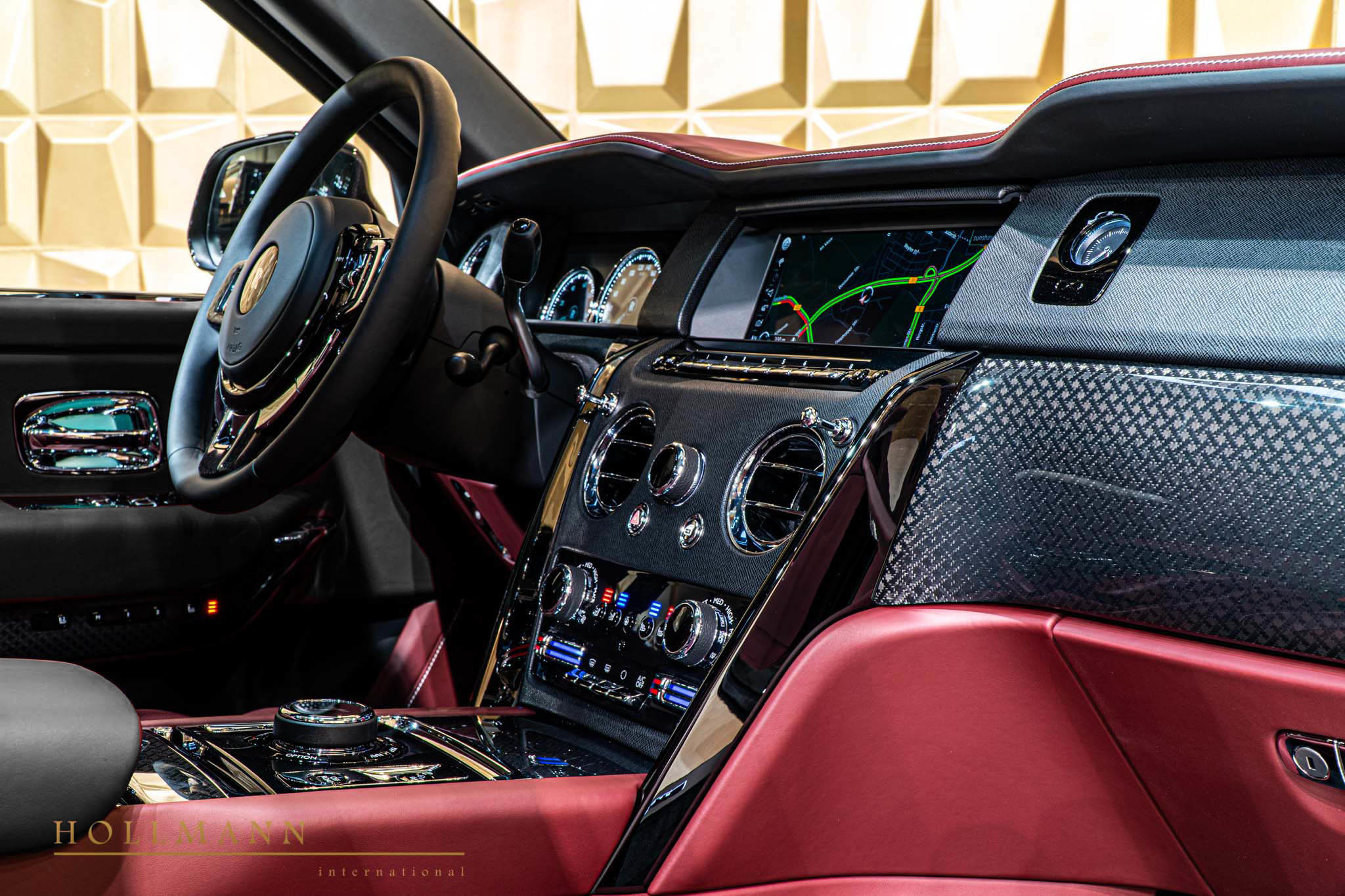 2020 Rolls-Royce Cullinan Black Badge, 23/39