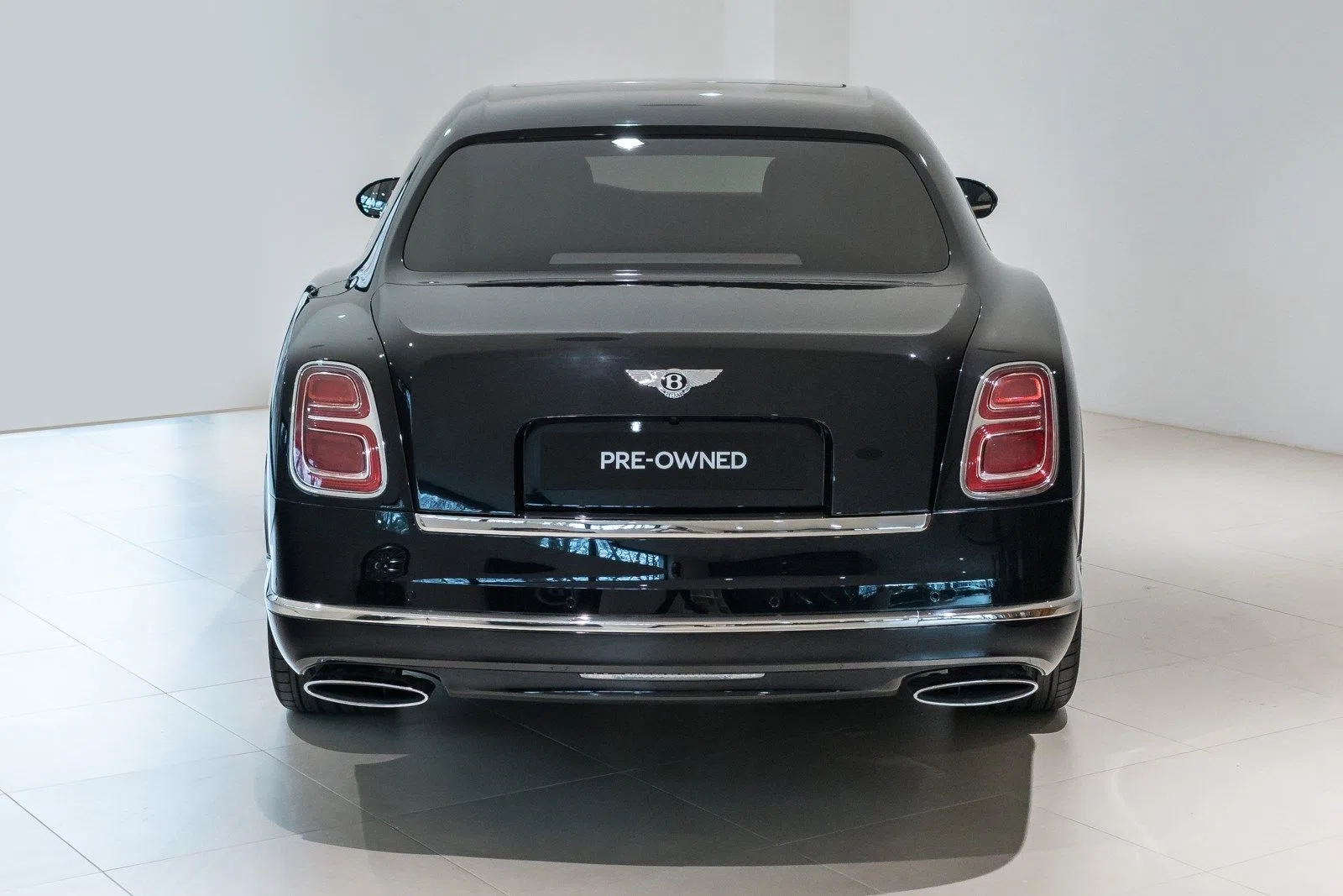 2018 Bentley Mulsanne Extended Wheelbase, rear three-quarter view, Black