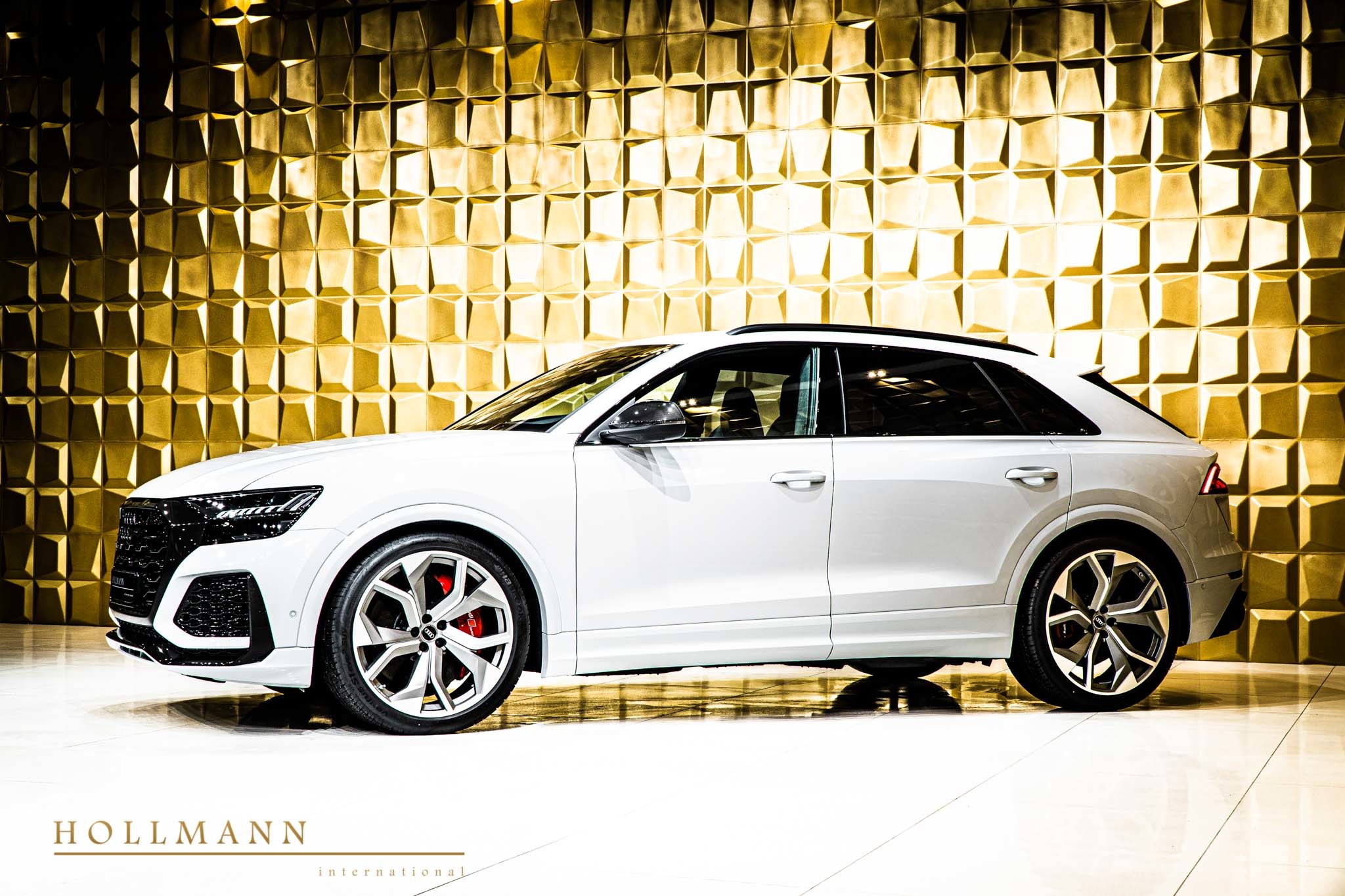 2020 Audi RS Q8, 11/20