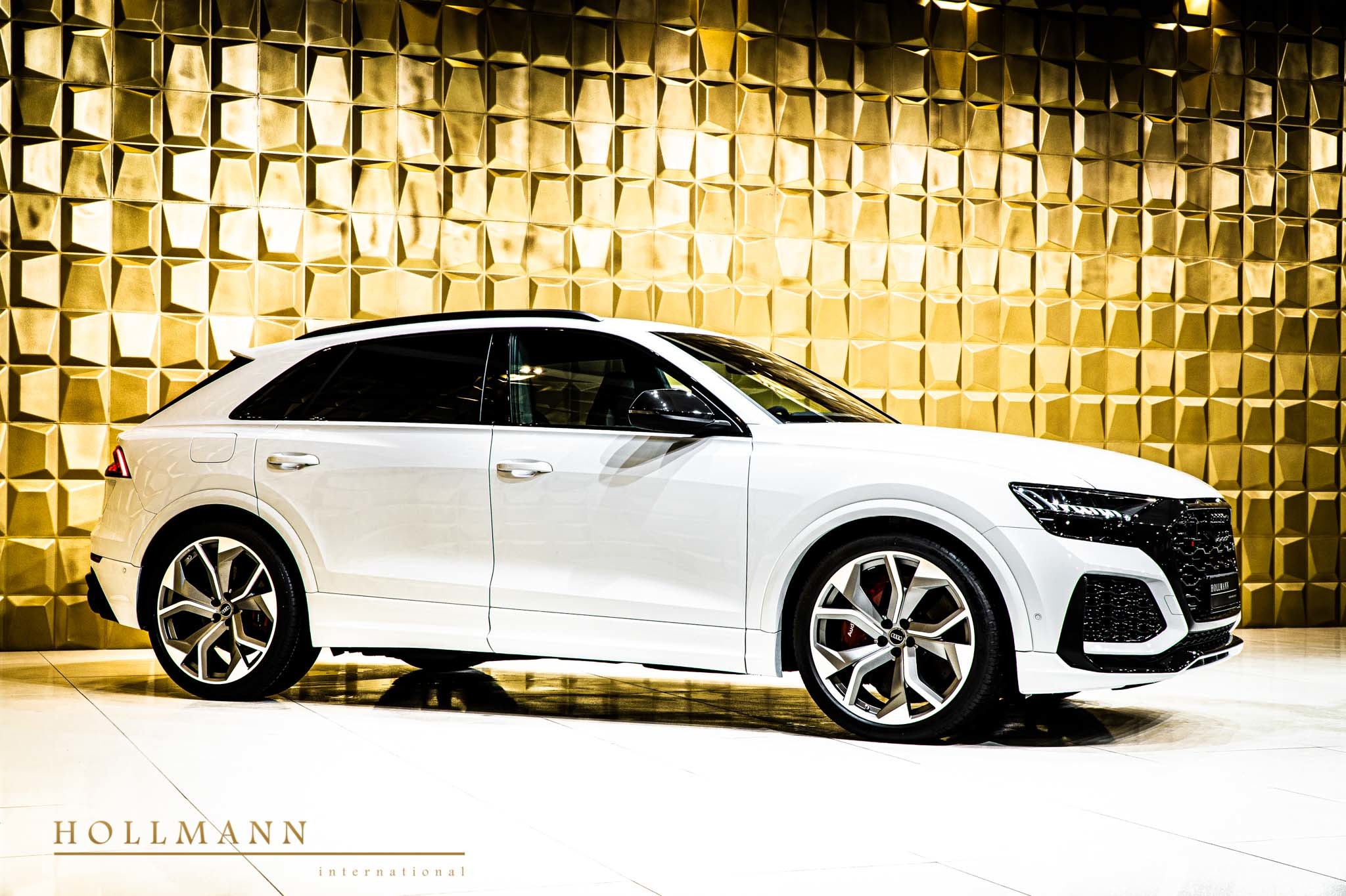 2020 Audi RS Q8, 19/20