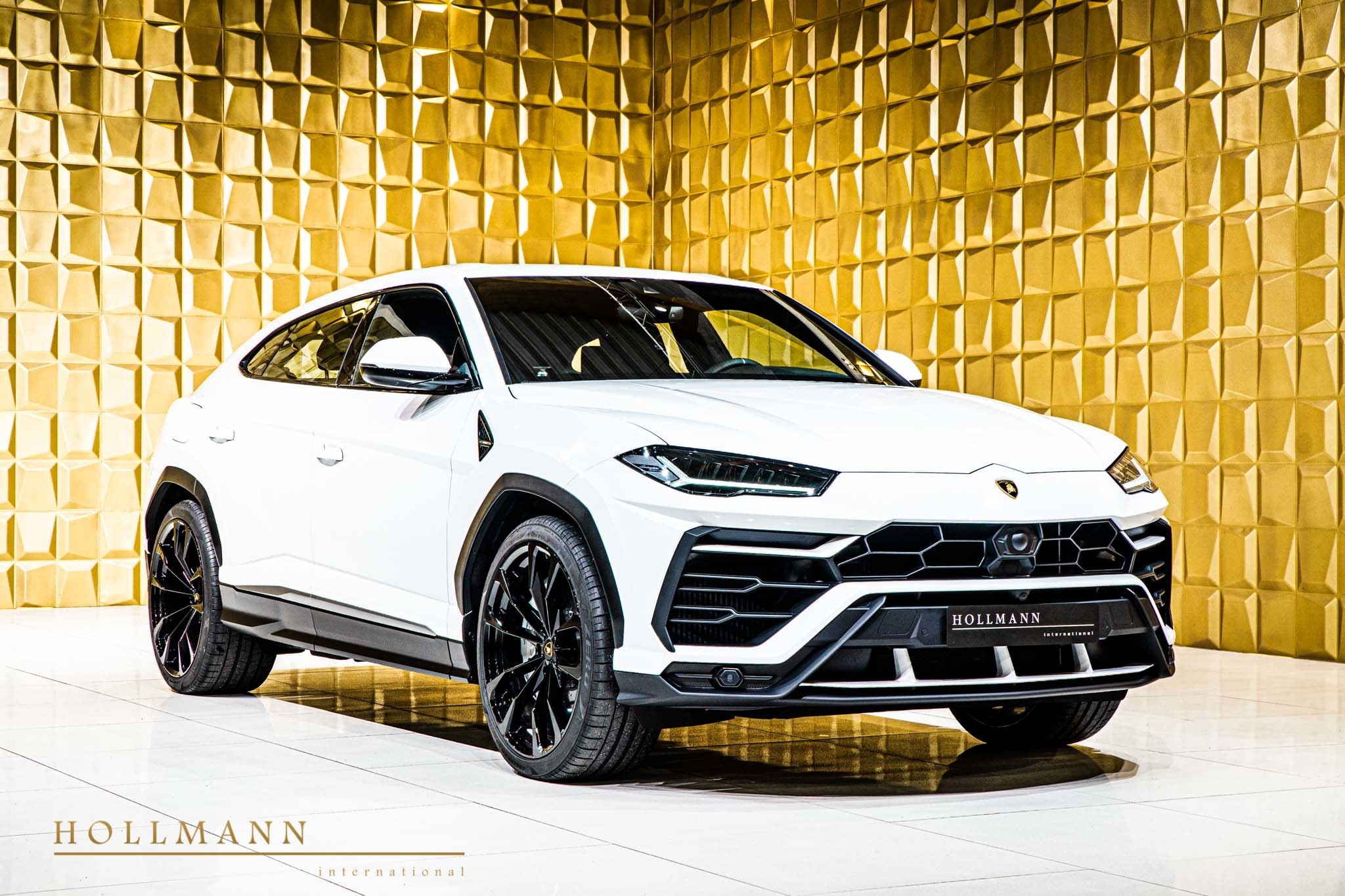 2020 Lamborghini Urus
