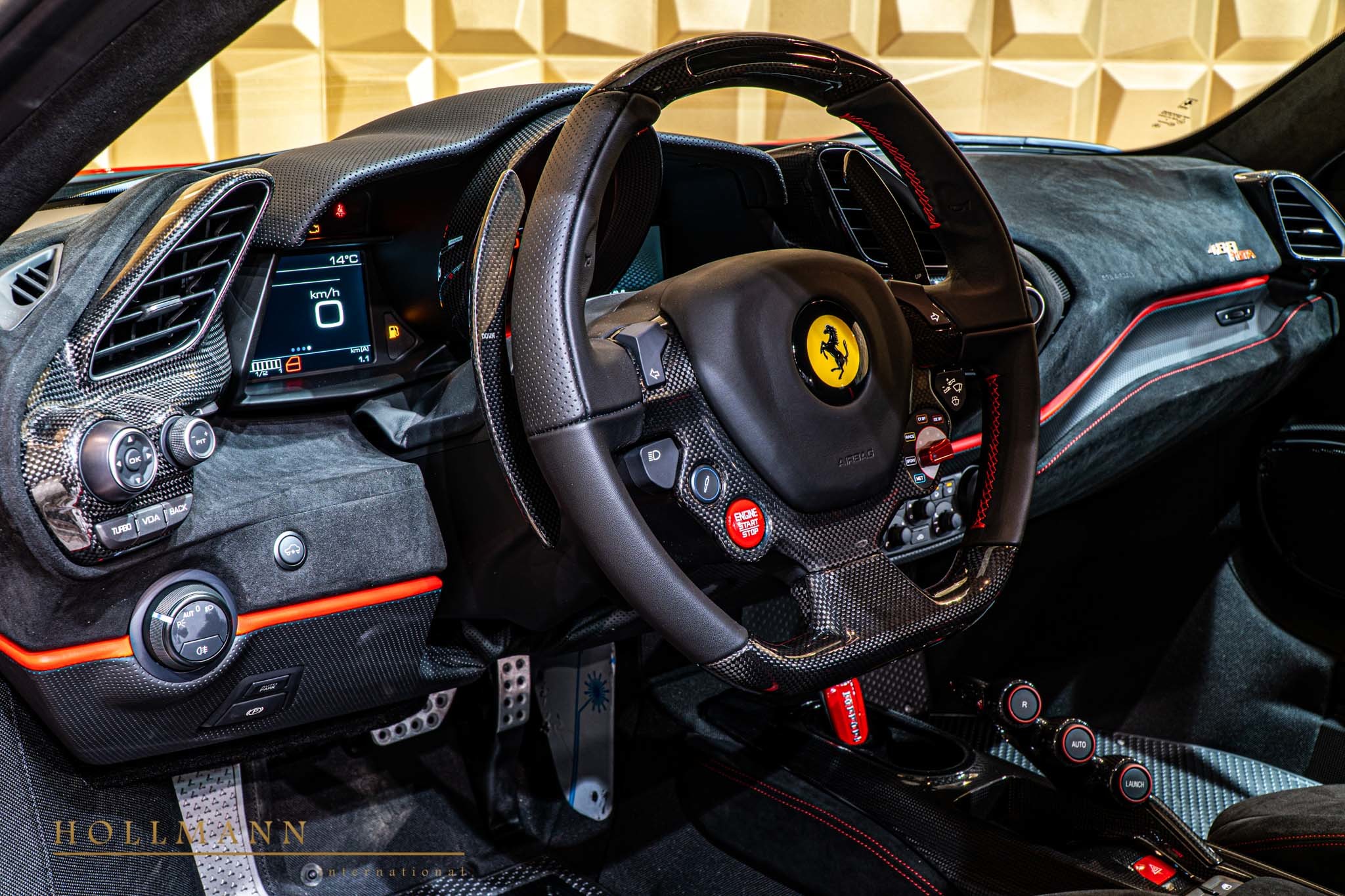 2020 Ferrari 488 Pista, 2/20