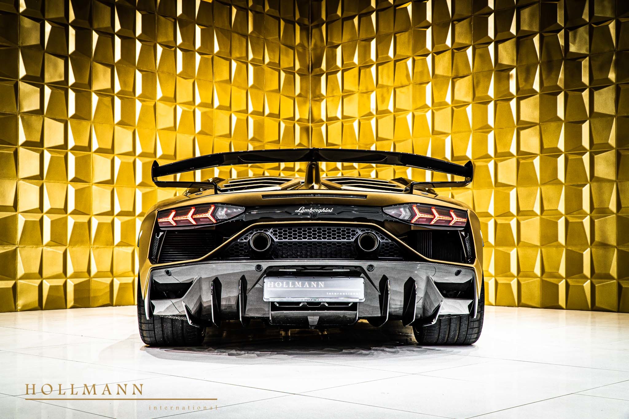 2020 Lamborghini Aventador SVJ, 13/20