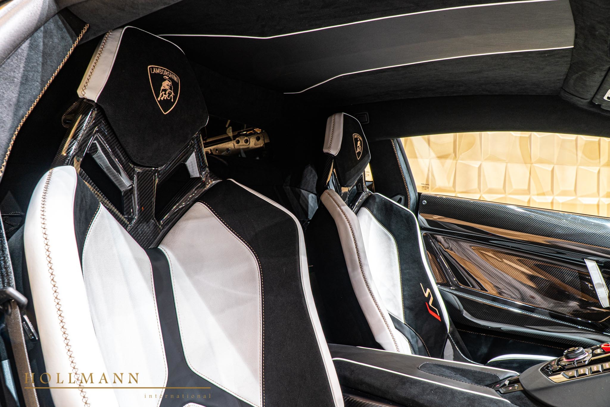 2020 Lamborghini Aventador SVJ, 17/20