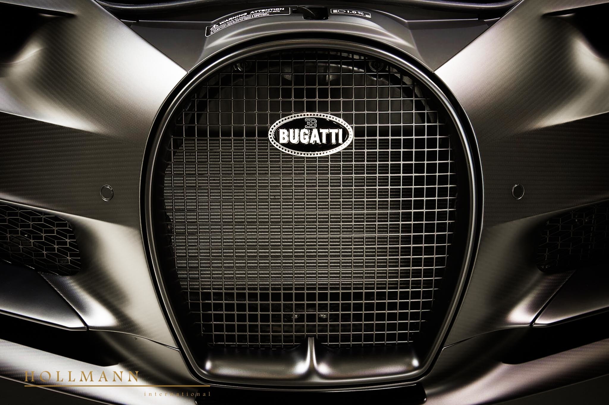 2020 Bugatti Chiron Sport Noire, 4/11