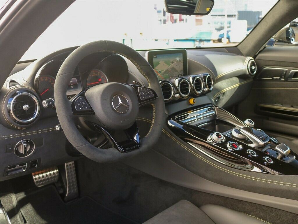 2020 Mercedes-Benz AMG GT Coupé GT R, 2/18
