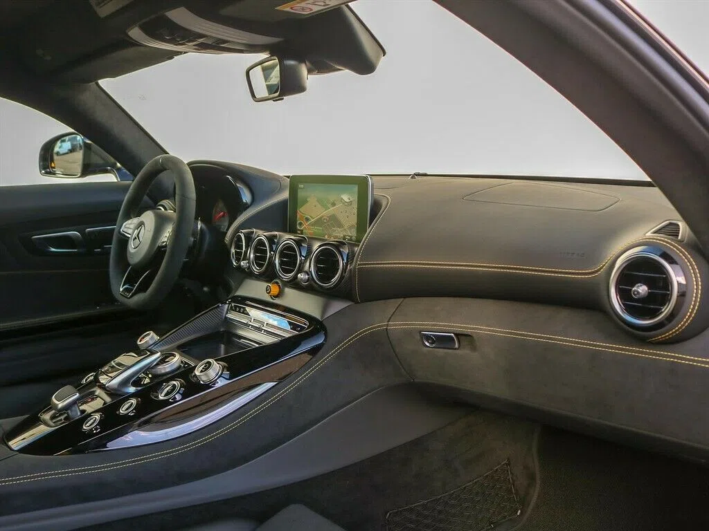 2020 Mercedes-Benz AMG GT Coupé GT R interior, dashboard, Stoff, Schwarz
