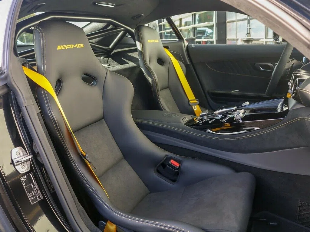 2020 Mercedes-Benz AMG GT Coupé GT R interior, seats, Stoff, Schwarz