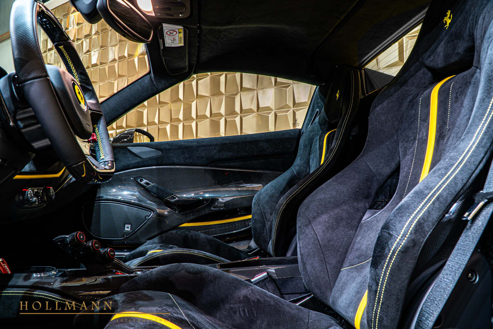 2020 Ferrari 488 Pista Spider, 3/16