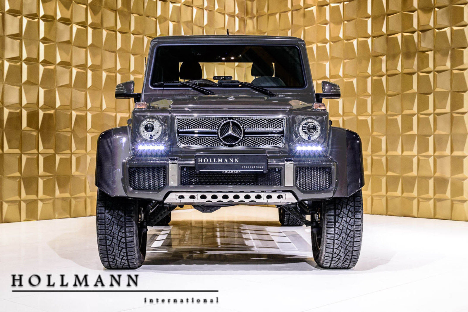 2018 Mercedes-Maybach G650 LANDAULET 1 of 99