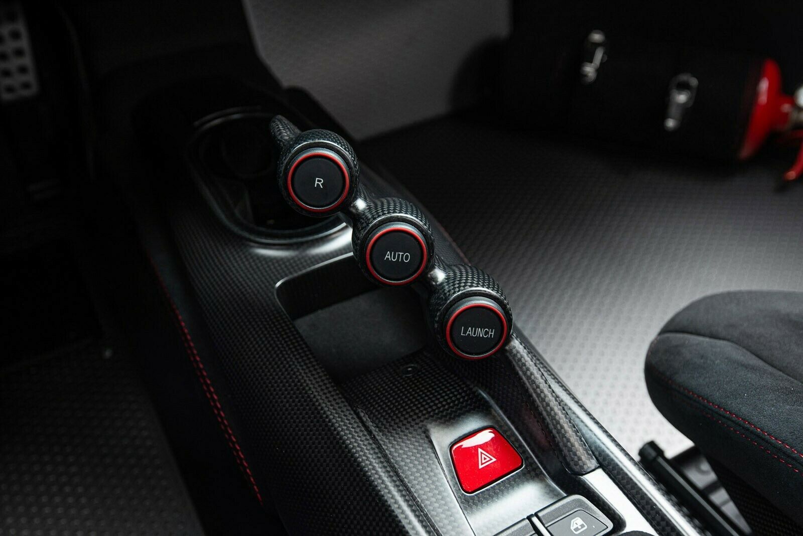 2019 Ferrari 488 Pista Piloti, 8/15