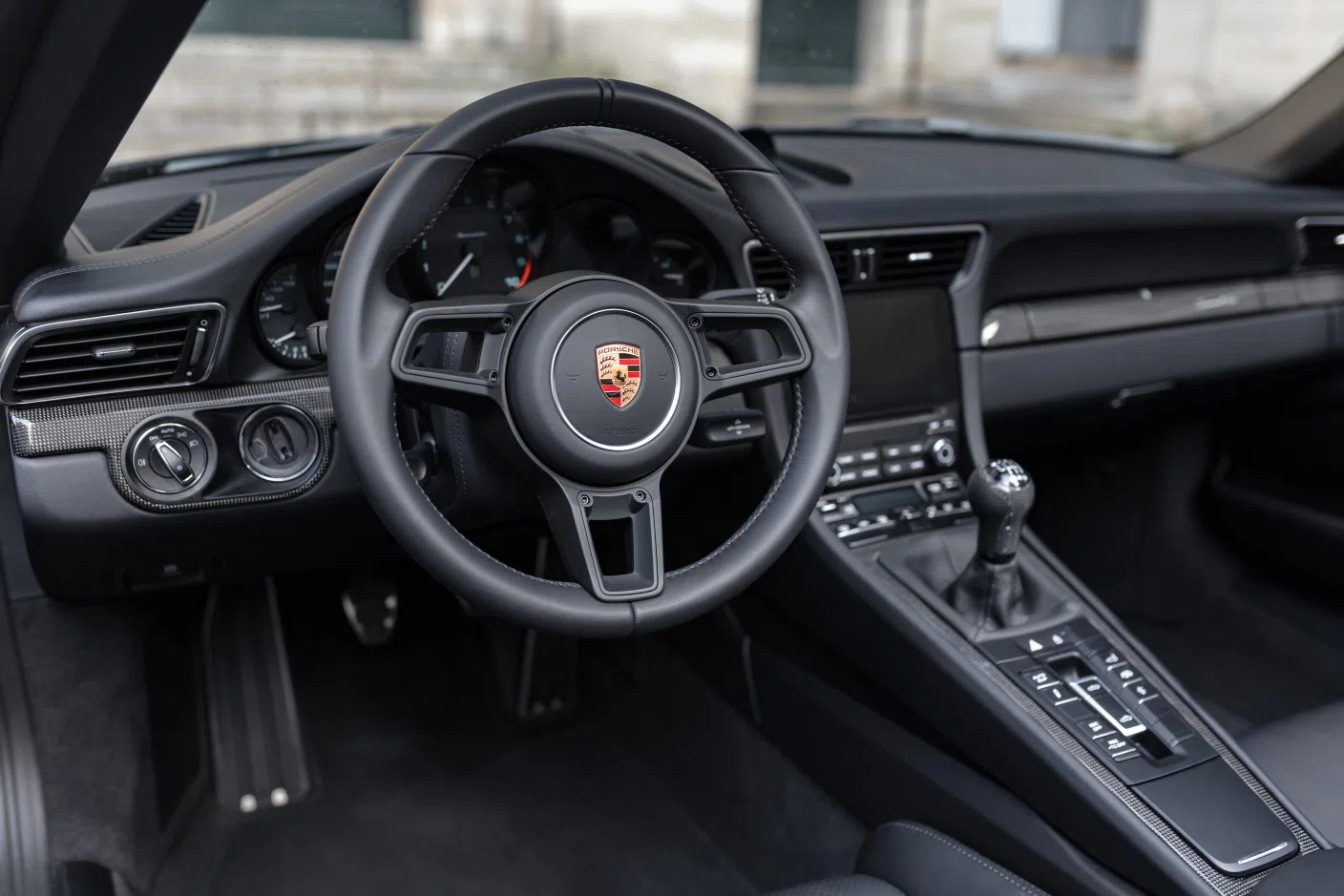 2019 Porsche 991 II Speedster interior, dashboard, Black