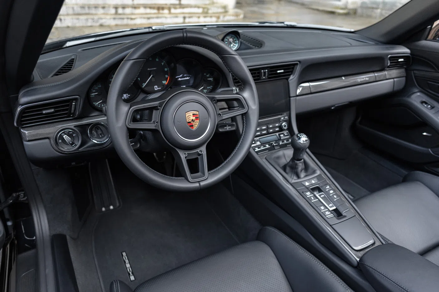 2019 Porsche 991 II Speedster interior, dashboard, Black