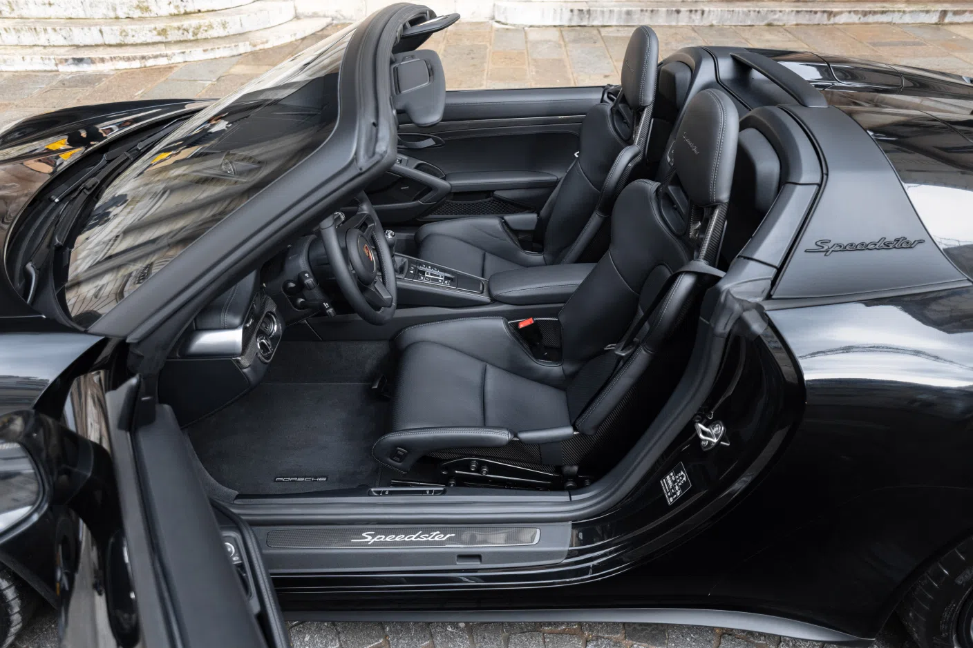 2019 Porsche 991 II Speedster interior, Black