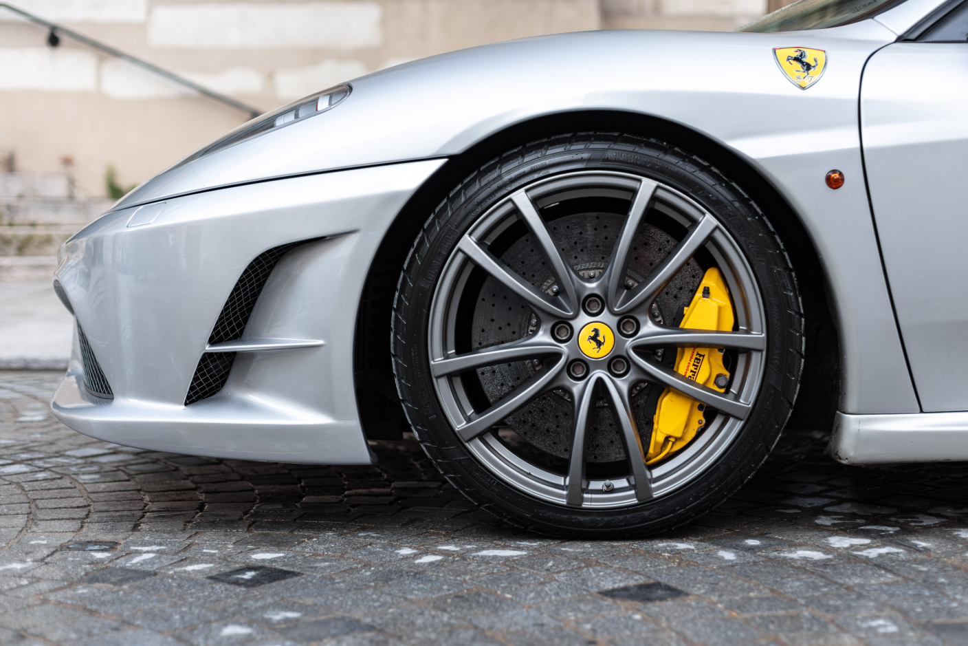 2009 FERRARI F430 SCUDERIA, 17/20