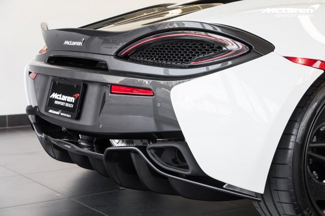 2017 McLaren 570S Coupe, 6/10