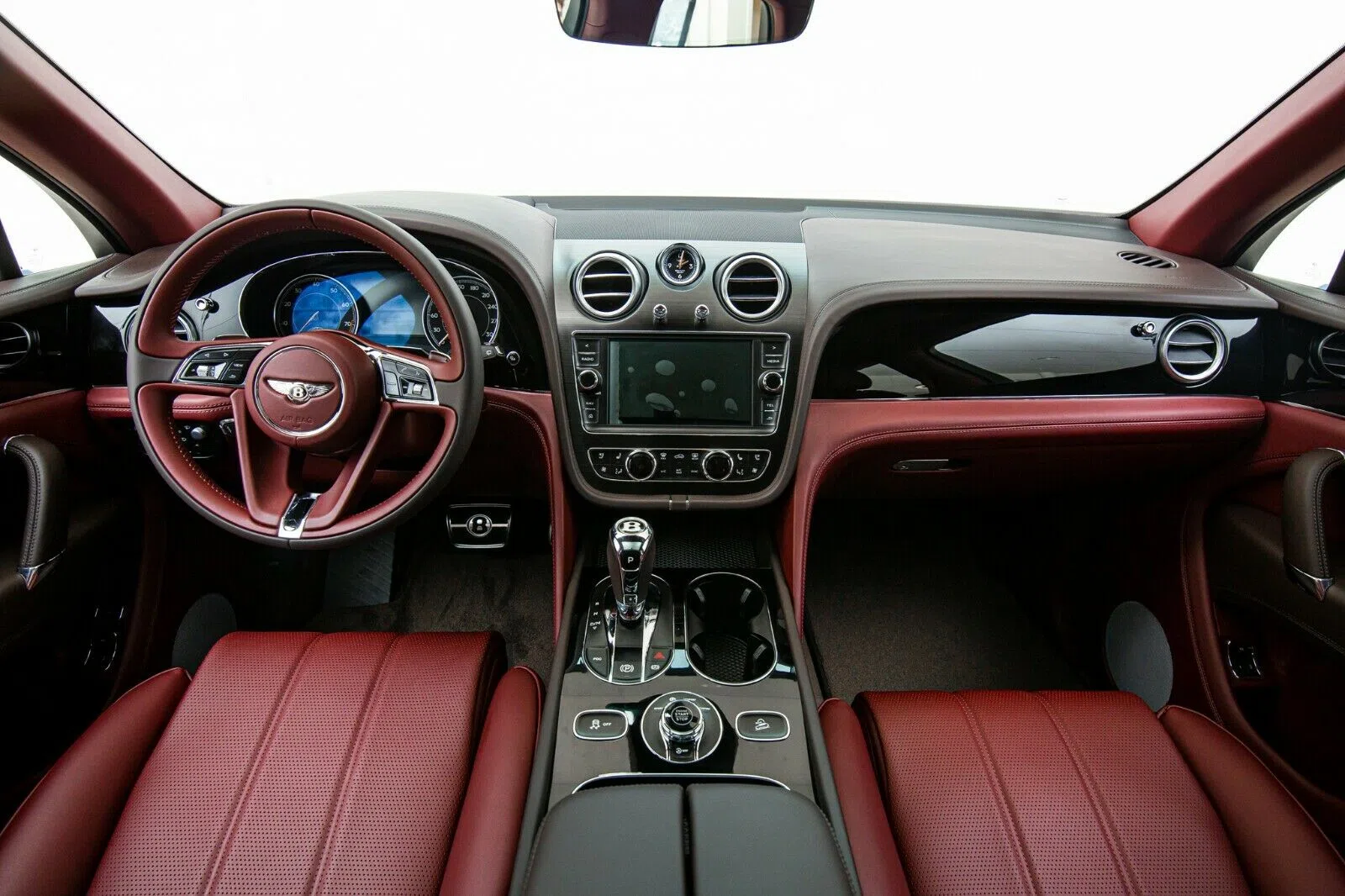 2020 Bentley Bentayga 4.0 V8 interior, Cricket Ball and Burnt Oak