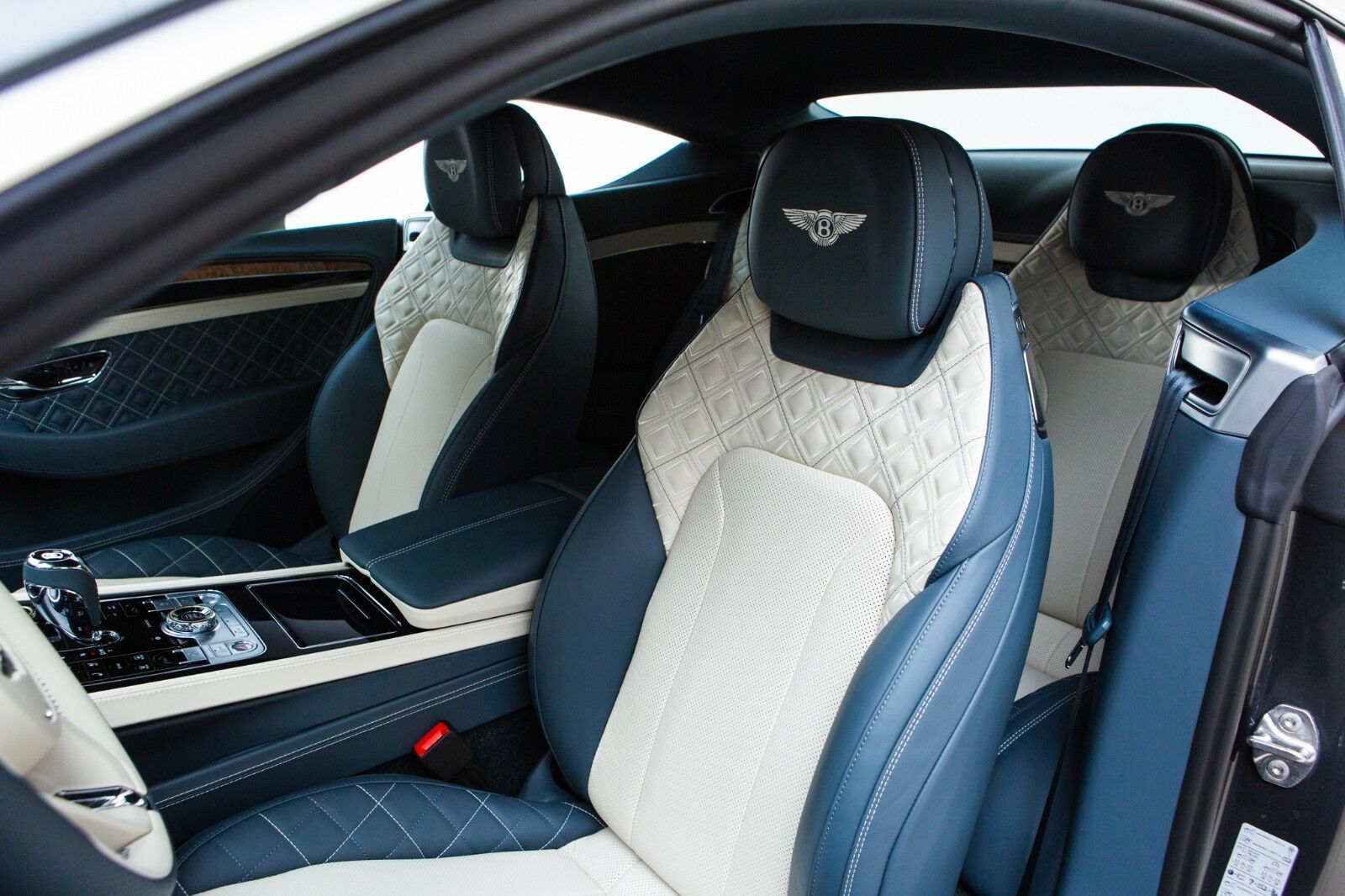 2019 Bentley Continental GT First Edition, 17/20
