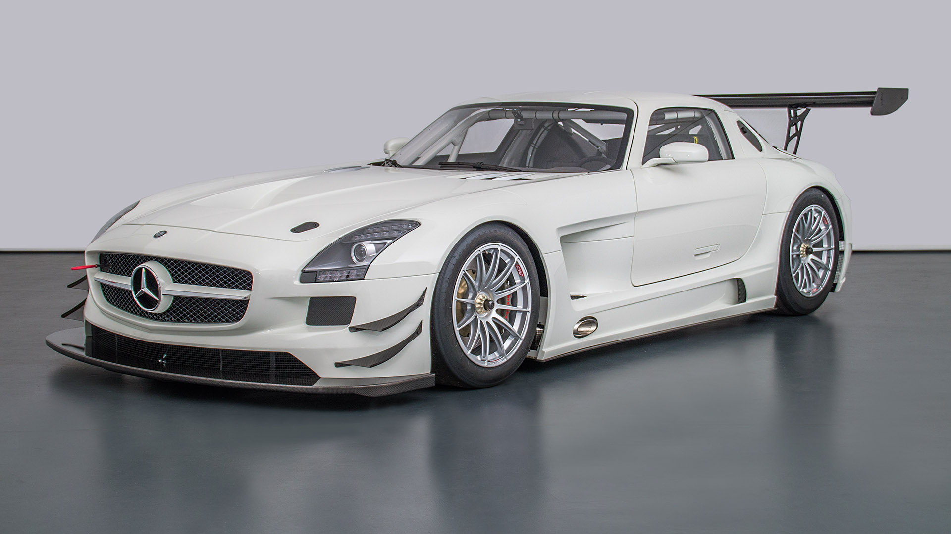 2013 Mercedes-Benz SLS AMG GT3