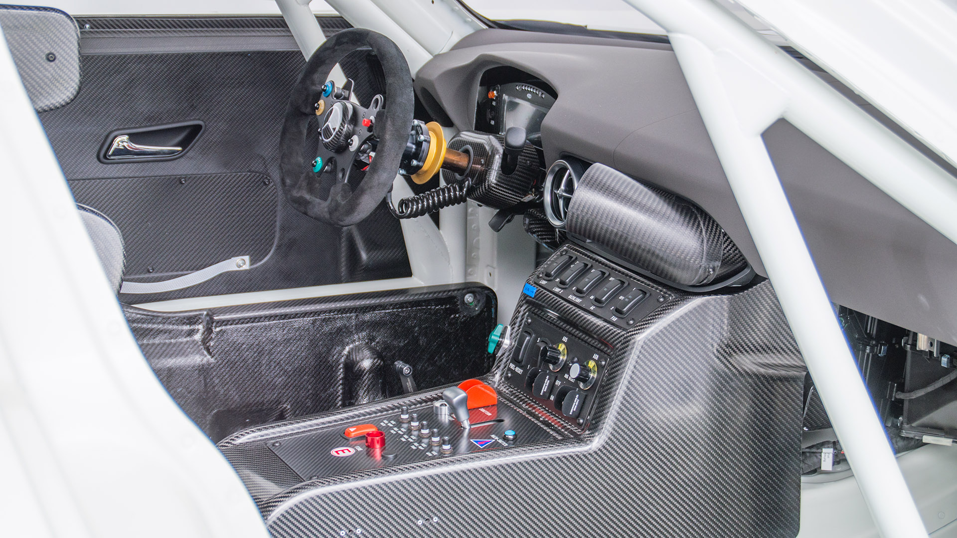 2013 Mercedes-Benz SLS AMG GT3, 3/20