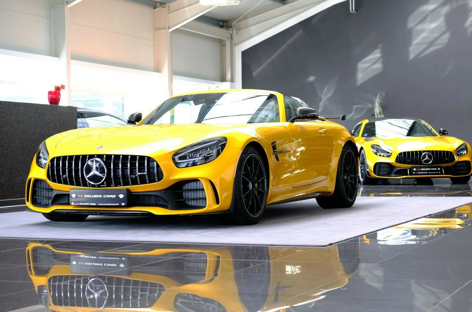 2020 Mercedes-Benz AMG GTR Roadster 1 of 750