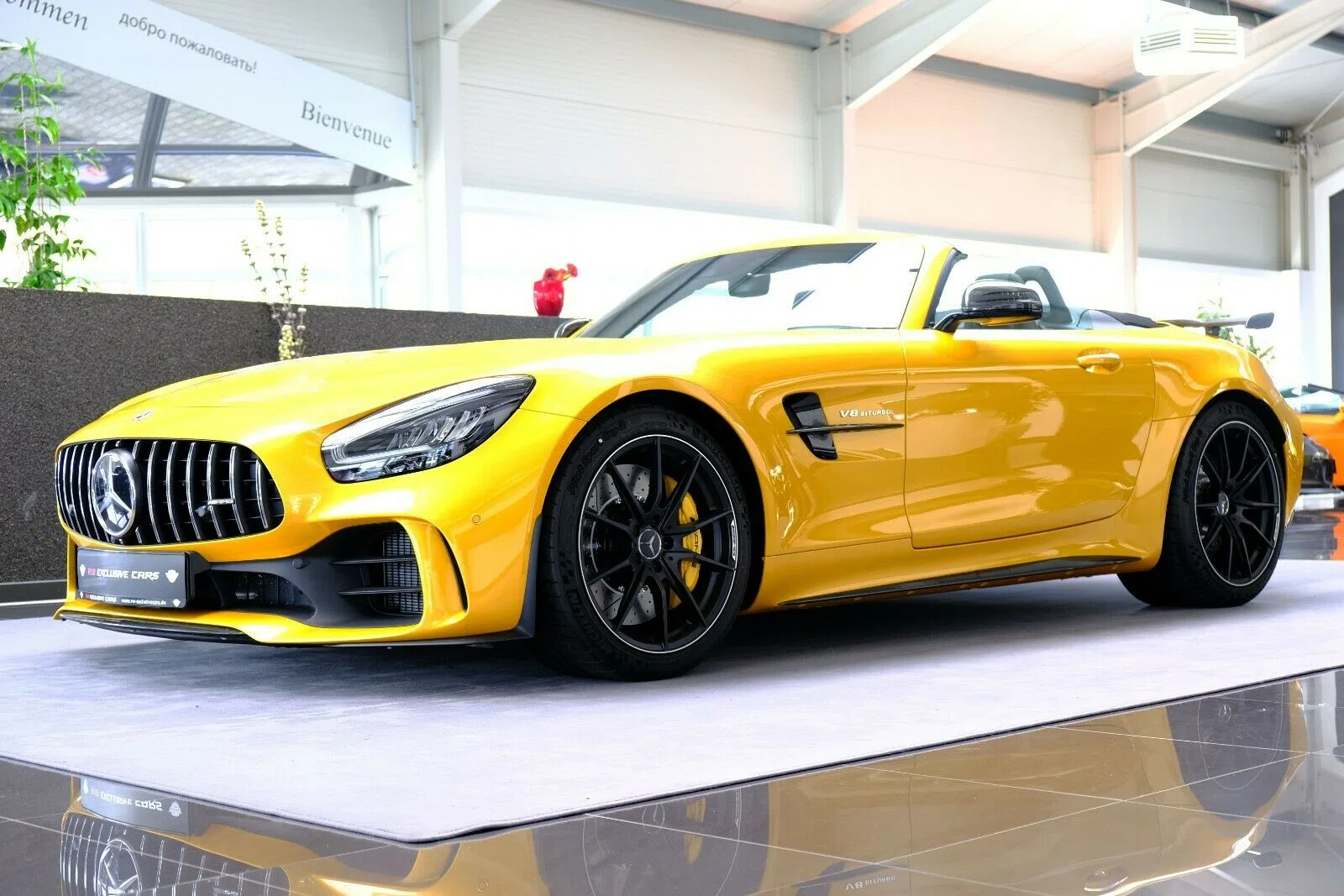 2020 Mercedes-Benz AMG GTR Roadster 1 of 750 for sale, exterior, yellow