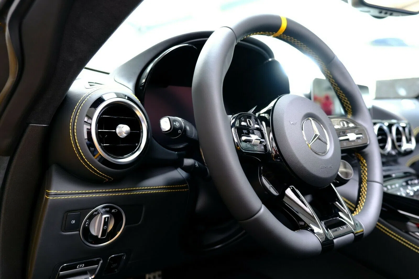 2020 Mercedes-Benz AMG GTR Roadster 1 of 750 interior, dashboard, Black