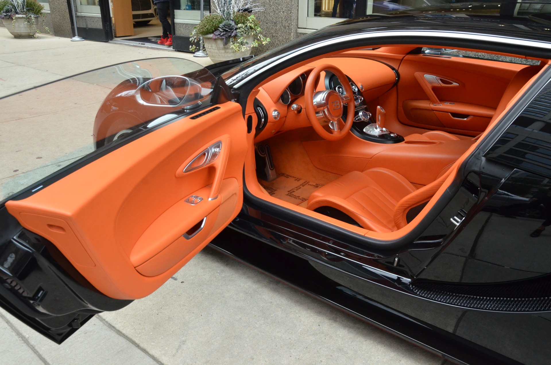2010 BUGATTI VEYRON SANG NOIR, 2/20