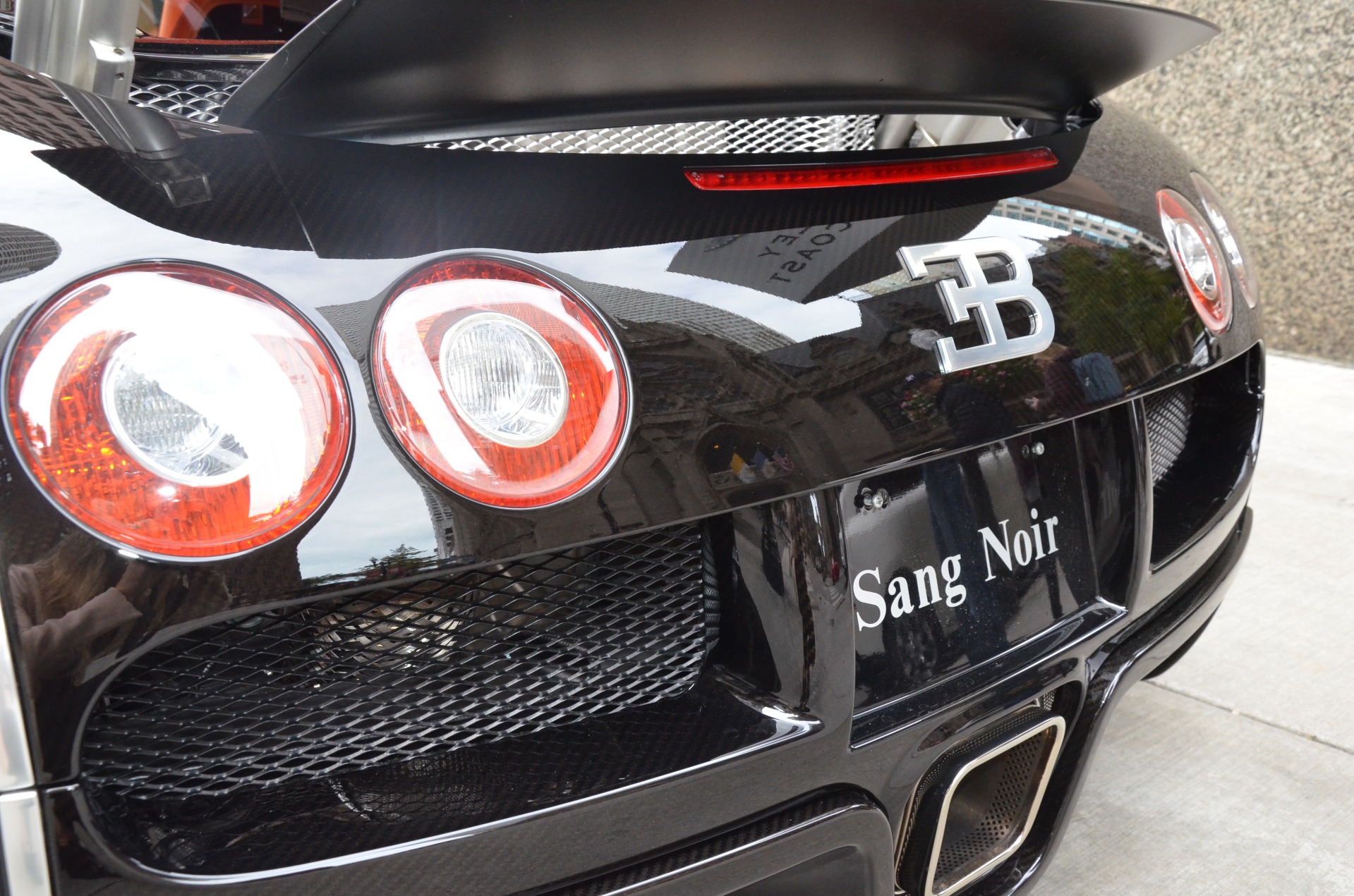 2010 BUGATTI VEYRON SANG NOIR, 15/20