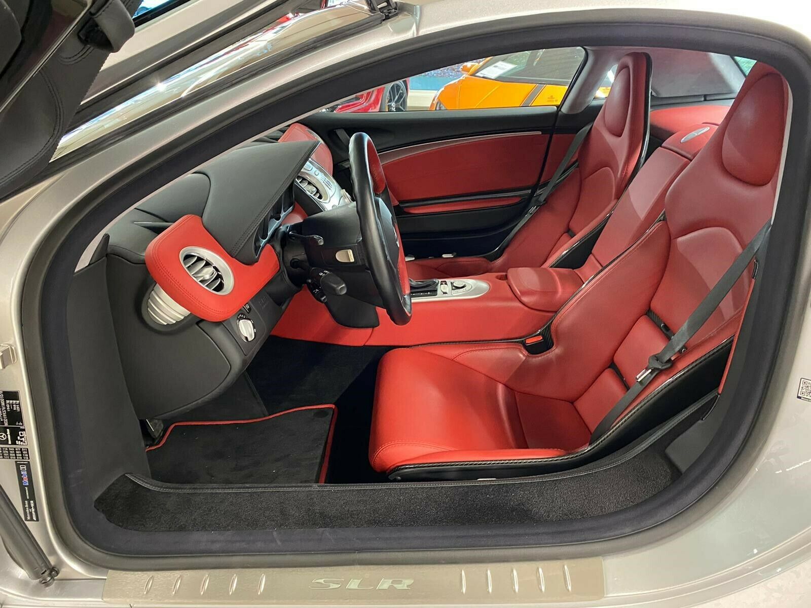2006 Mercedes-Benz SLR Coupe SILVER, 2/19