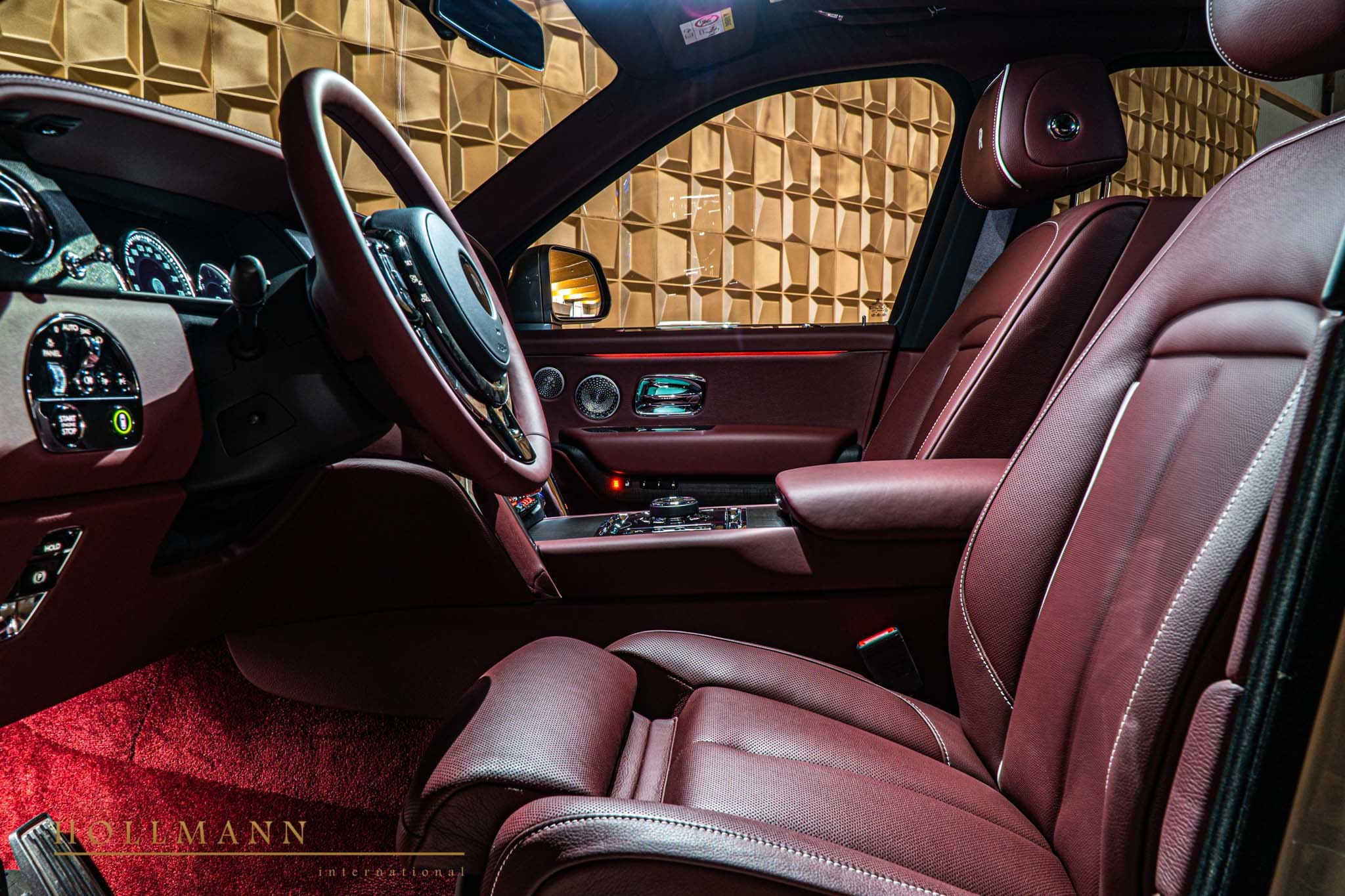2020 Mansory Cullinan, 36/38