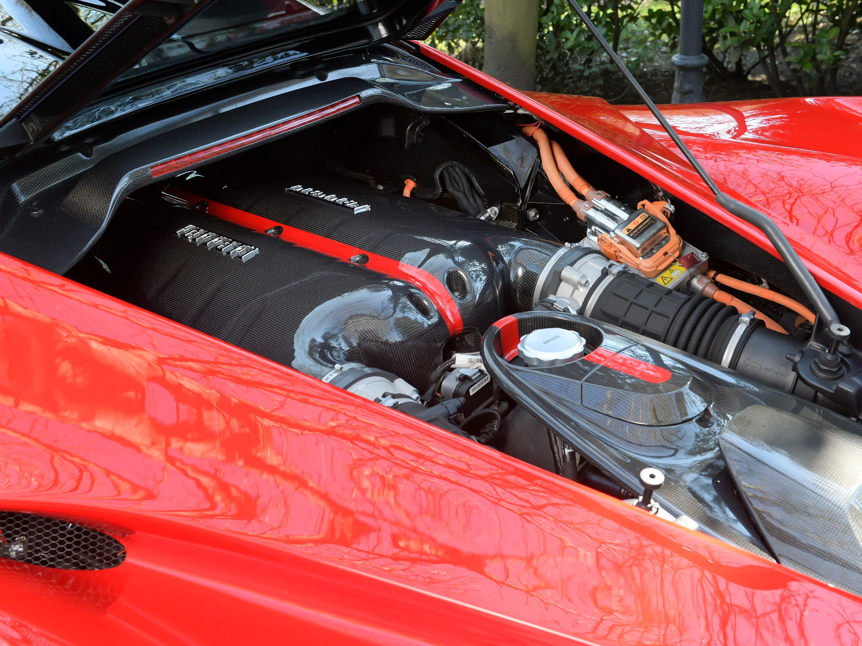 2014 Ferrari LaFerrari engine