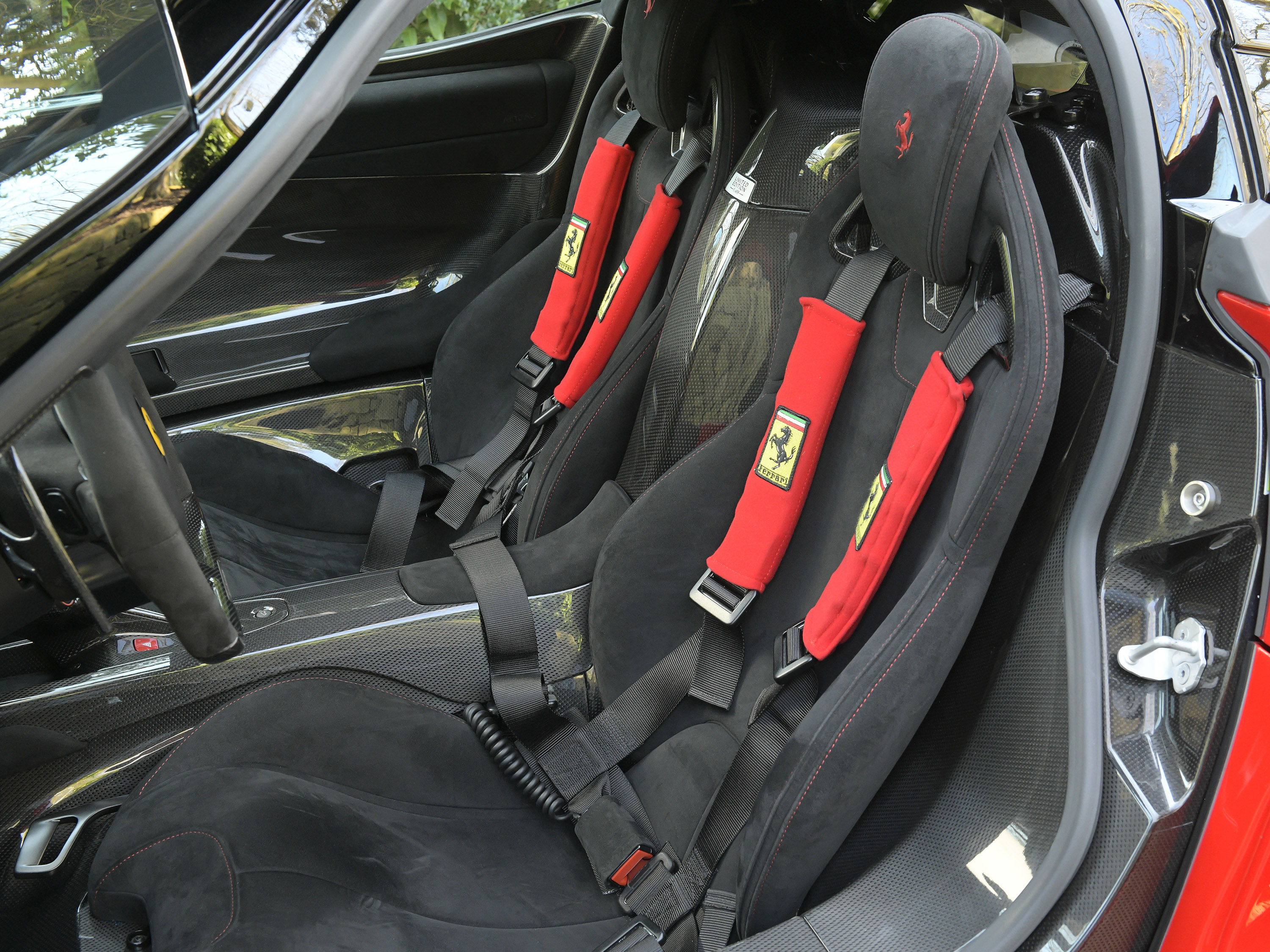 2014 FERRARI LAFERRARI, 19/20