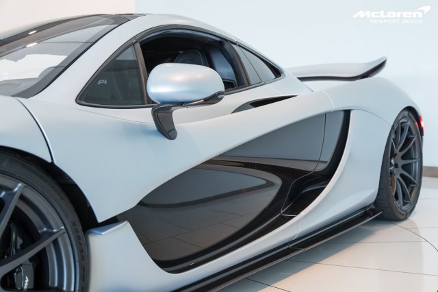 2015 McLaren P1, 4/11