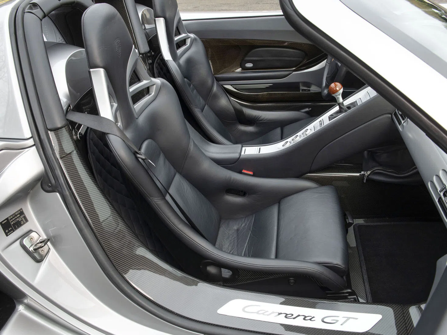 2004 Porsche Carrera GT interior, seats, Natural Dark Grey