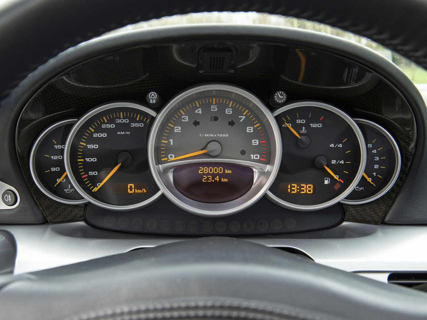2004 PORSCHE CARRERA GT, 18/20