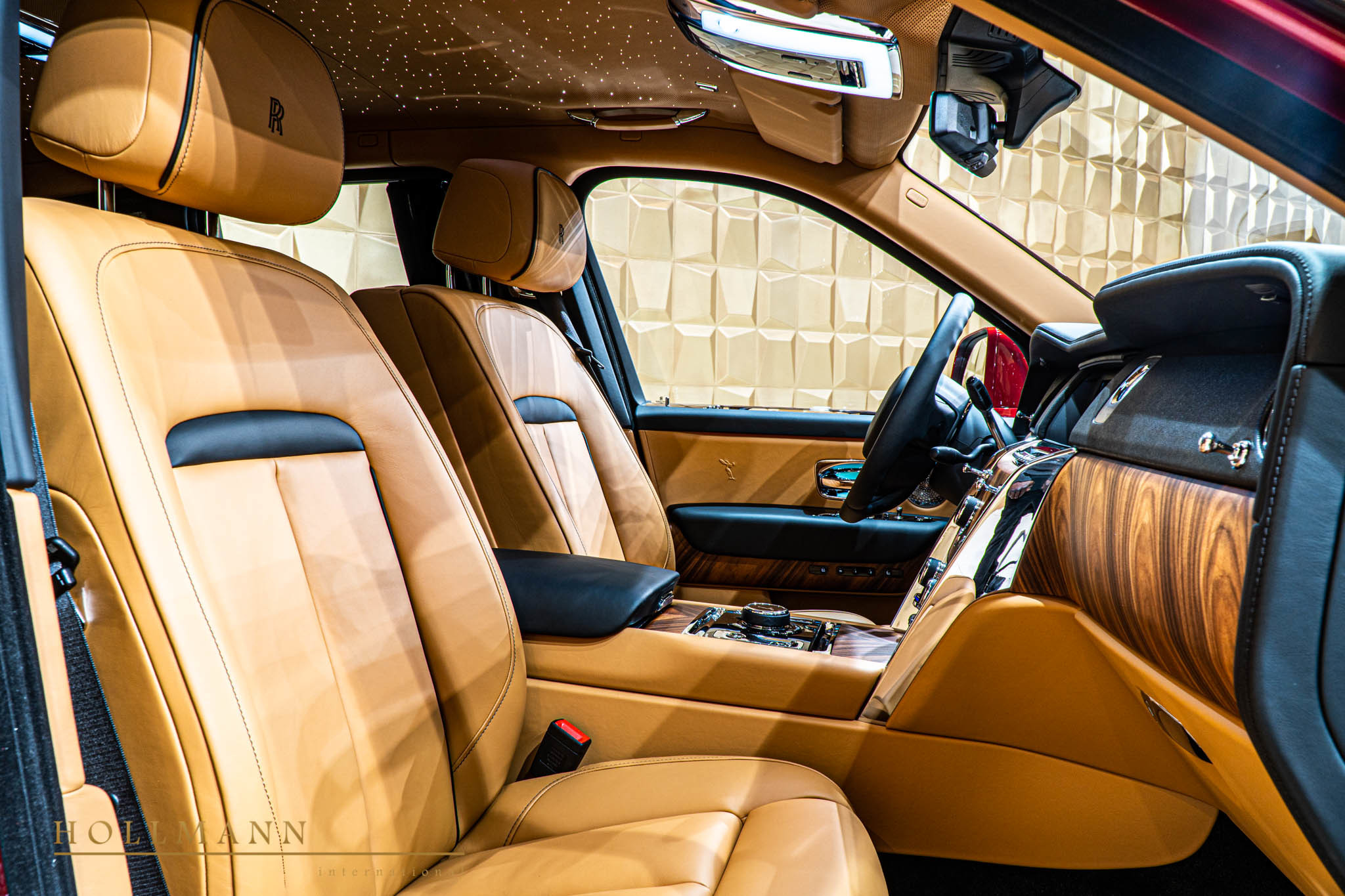 2020 Rolls-Royce Cullinan, 3/20