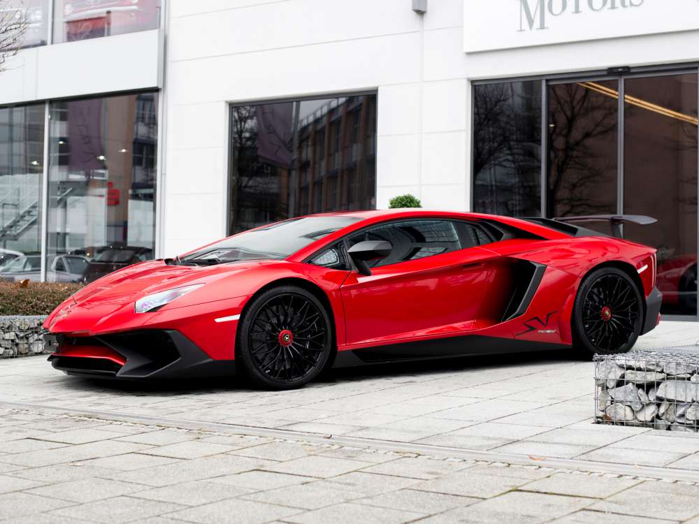 2016 Lamborghini Aventador LP 750-4 Superveloce