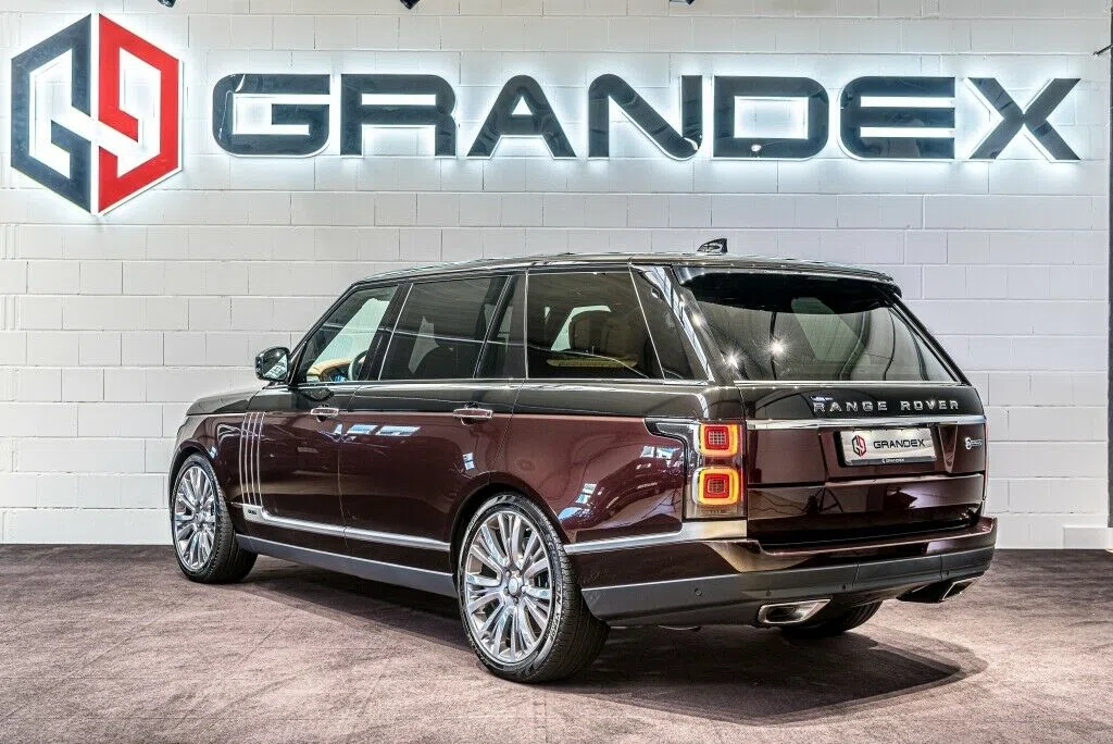 2020 Range Rover 5.0 Supercharged SVAutobiography LWB for sale, exterior, Rosello Red Duo Tone