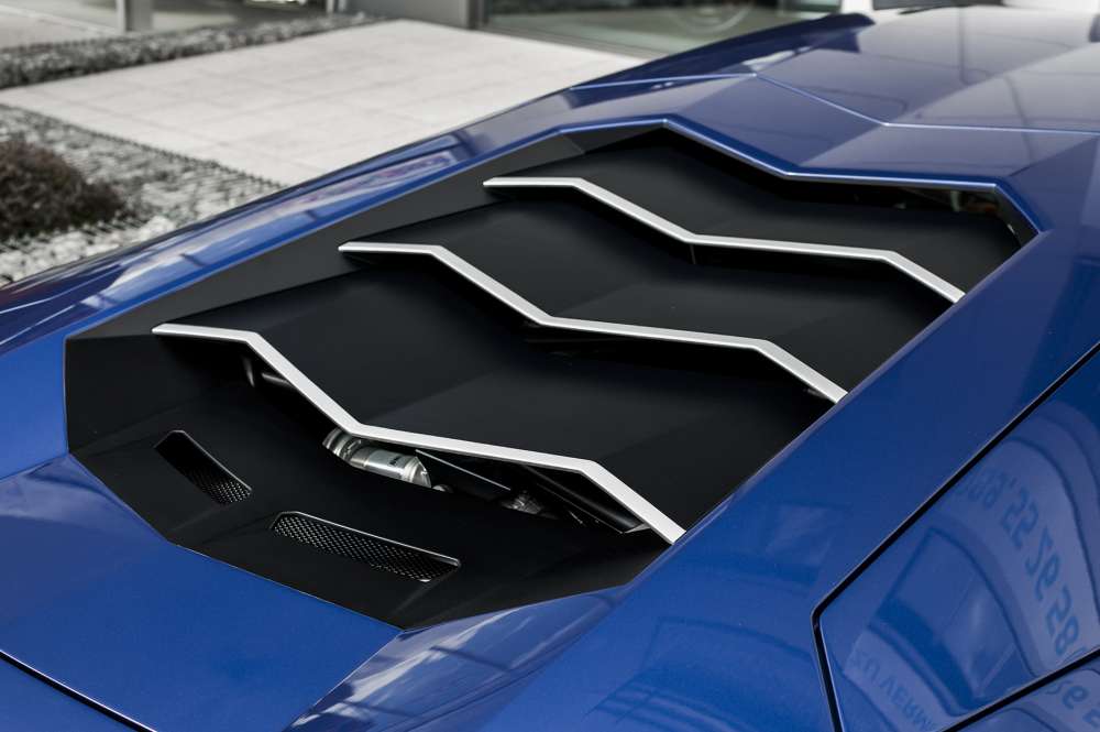 2017 Lamborghini Aventador Miura Homage, 2/14